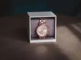 Organisez vos montres avec un présentoir raffiné