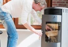 Faire installer son poêle à bois par professionnel : les avantages Faire installer son poêle à bois par professionnel les avantages