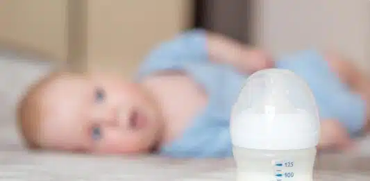 Lait bébé : quelle température idéale pour le donner à votre enfant ? Lait bébé : quelle température idéale pour le donner à votre enfant ?