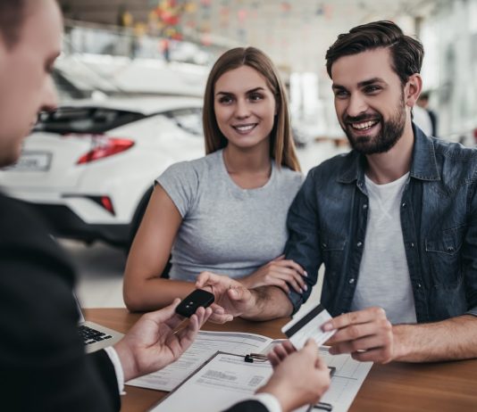 Quel diplôme pour vendre des voitures ?