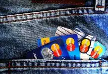 Les adolescents ont droit à leur compte bancaire