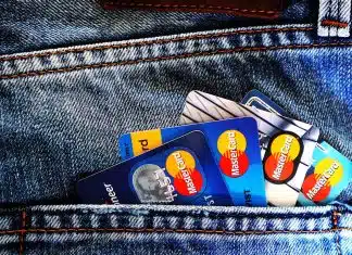 Les adolescents ont droit à leur compte bancaire
