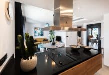 Quels sont les équipements nécessaires pour le nettoyage d’une hotte de cuisine ?