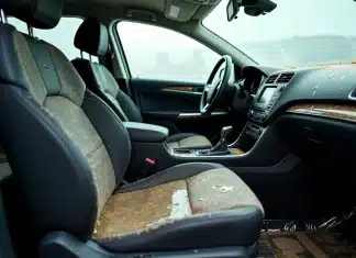 Les conséquences d’une infiltration d’eau sur votre véhicule